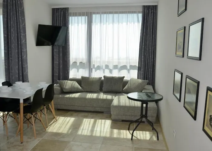 Liberty Aparthotel 4*