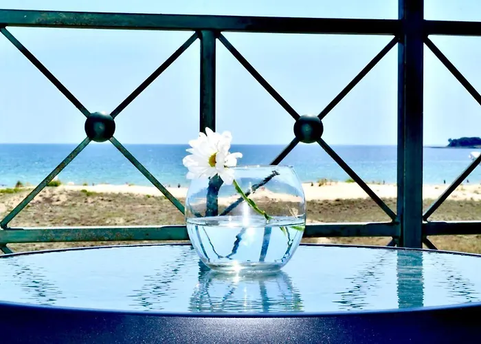 Liberty Апарт-отель Приморско